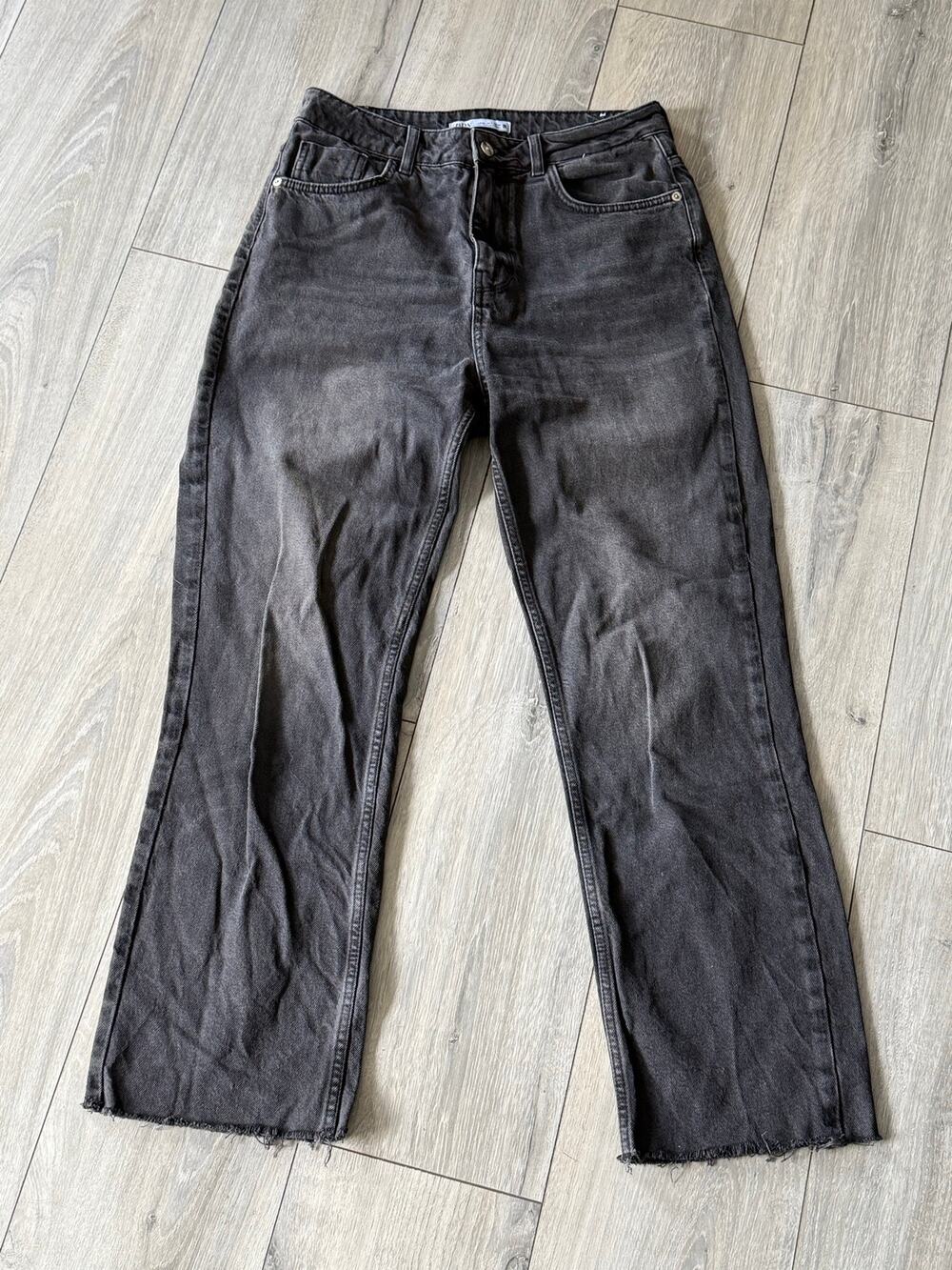 Zara Black Wide Leg Jeans Women’s Size 8 High Rise Raw Hem 100% Cotton